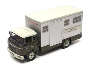 Ixo 1/43 Scale 30425GS Berliet GBK Truck Feulson Equestrian Centre Green/Silver - Picture 1 of 5