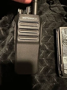 Radio Motorola R7 handheld vhf - Zdjęcie 1 z 6