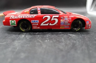 1995 Ken Schrader #25 Budweiser Chevy Monte Carlo 1:24 Scale Diecast - Image 1 of 3