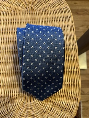 Accesorio de corbata clásico para hombre SUITSUPPLY azul diamante seda Foto 1 de 4