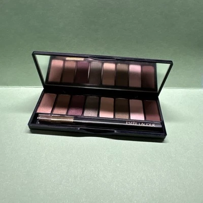 Sombra de ojos Estee Lauder color puro 8 colores 70/35/ 23/ 71/ 79/44/11/38  Foto 1 de 3