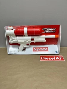 Brand New Supreme Super Soaker 50 Water Blaster SS19 - AUTHENTIC - Picture 1 of 4