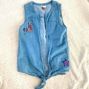 l.e.i. Girls Chambray Tie Tank with Patriotic Patches Size 14/16 - Picture 1 of 5