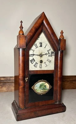 Pequeño antiguo E.N. ¿Cuál? Reloj de cabaña Steeple Mantel hora solo para restaurar Foto 1 de 4