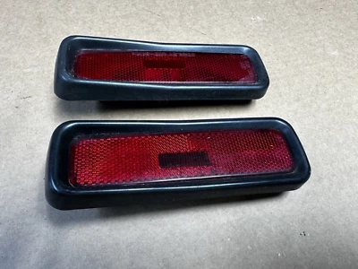 GEO TRACKER SUZUKI SIDEKICK 1989-1998 MARCADORES LATERALES TRASEROS Foto 1 de 4