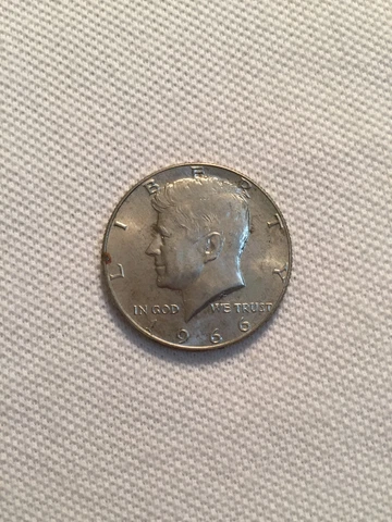 1966 KENNEDY HALF DOLLAR 40% SILVER US COIN-PHILADELPHIA Cover