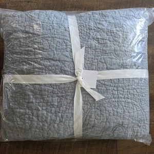 Pottery Barn Belgian Flax Floral Stitch Quilt Chambray Blue Queen No Shams New - Picture 1 of 4