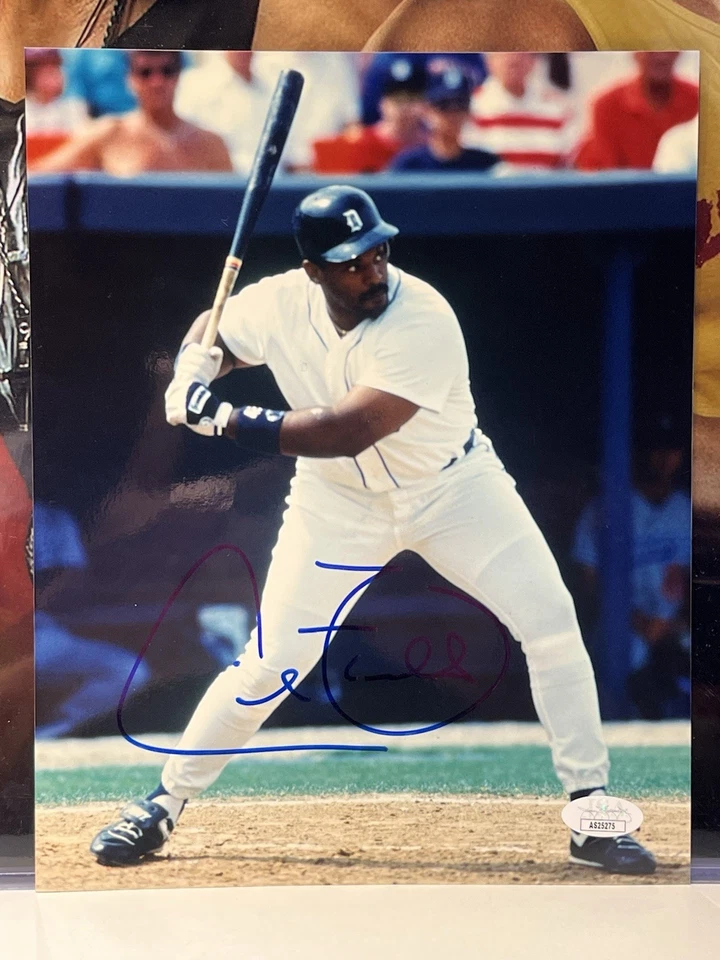 Cecil Fielder Detroit Tigers Signed 8x10 Glossy Photo  - JSA Authenticated - Image 1 of 1