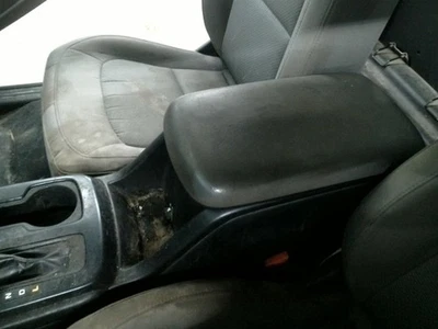 Consola piso delantero sin cargador inalámbrico compatible con 15-22 CANYON 104782489 Foto 1 de 4