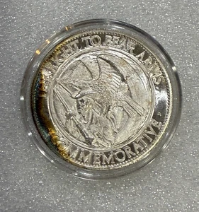 1974 The Right to Bear Arms 1 Troy Oz. .999 Silver Round ~~ Slight Rainbow Edge - Picture 1 of 4