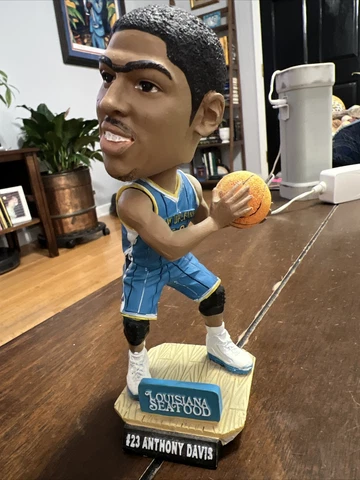 Anthony Davis Bobblehead New Orleans Hornets LA Lakers Rookie 2012 Cover