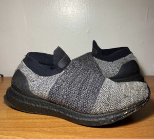 ultra boost triple black laceless