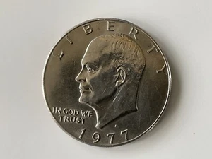 1977 Eisenhower Silver Dollar D Mint - Picture 1 of 13