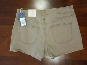 ☀️*NEW* Universal Thread Women's High Rise Shortie Shorts Size 6, Tan☀️ - Picture 1 of 2