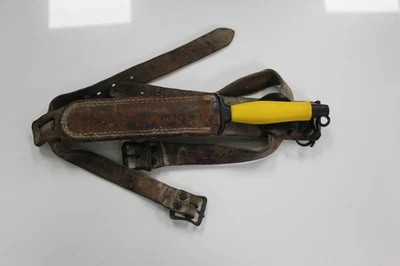 Vintage Yellow Handle Gerber Mark II Dive knife, original sheath (GMKIIYA1-1) - Image 1 of 4