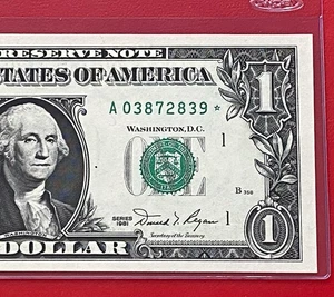 1981 STAR NOTE $1 DOLLAR BILL ( BOSTON A) UNCIRCULATED - Picture 1 of 3