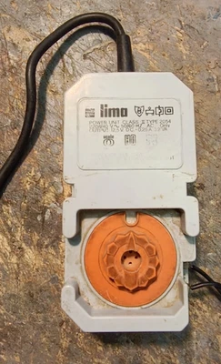 Lima Multi-Gauge Train Model Railway Speed/Direction Controller/Transformer - Image 1 of 4