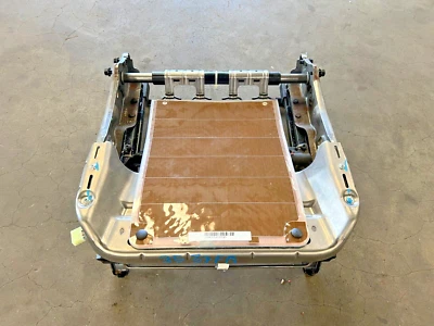 12-14 SUBARU OUTBACK FRONT RIGHT LOWER SEAT TRACK FRAME WITH MOTORS, OEM LOT3537 - Image 1 of 4