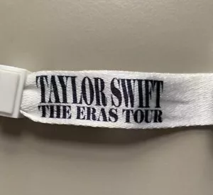 Taylor Swift Eras Tour Light Up Bracelet - Picture 1 of 4