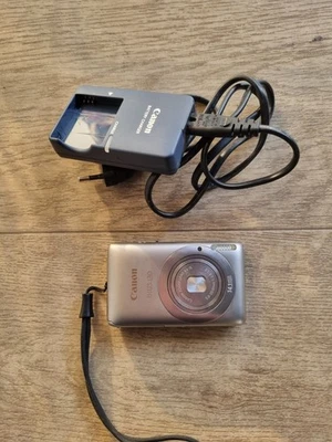 canon Ixus 130 pc1472 14.1 mega pixel Digital Camera Working Memory Card Charger - Image 1 of 4