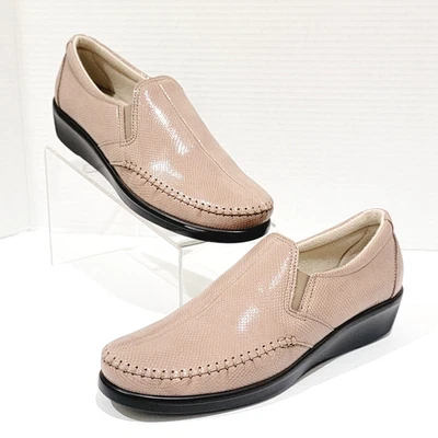 SAS Dream Mushroom Snake Embossed Leather Shoes Women's Sz 8.5 S Slip-On Loafers - Image 1 of 4