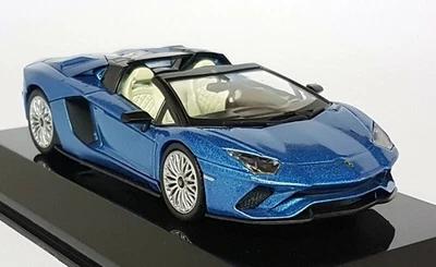 Altaya 1/43 - Lamborghini Aventador S Roadster Blue 2017 Diecast Model Car - Image 1 of 4