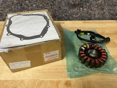 CHEAPEST Genuine Suzuki DL650 2012-2015 Stator and Gasket  32100-17820-RX0 #C - Image 1 of 4