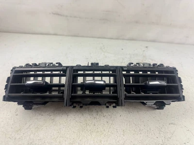 2011-2017 丰田普锐斯 V 中心仪表板通风口加热器空调通风口原始设备制造商 — 第 1/3 张图片