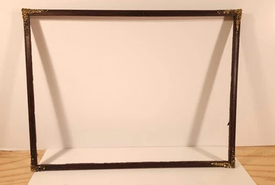 Marco de fotos de roble estilo Selva Negra Adirondack vintage esquinas de latón c. 1880 Foto 1 de 4