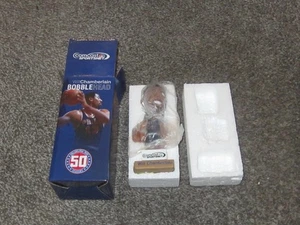 2013/14 Wilt Chamberlain Baloncesto 76ers SGA 50 Años Bobblehead Nuevo en Caja Mini - Imagen 1 de 2