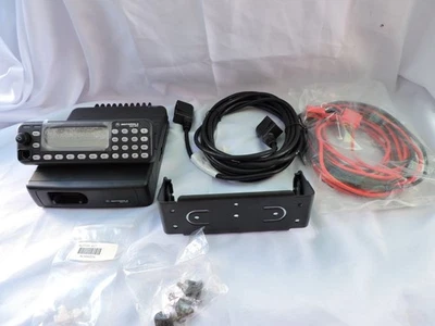 NOS Motorola MCS2000 M01HX+834W Transceiver  Radio Kit - image 1 of 4