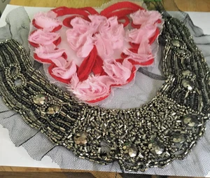 VINTAGE 6" HEART AND 17" BEADED BLACK EMBELLISHMENTS CRAFTS - Picture 1 of 2