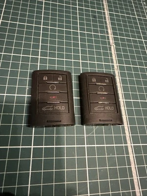 Cadillac SRX 5B 2010-14 usado fabricante de equipos originales. LLAVE INTELIGENTE MANDO A DISTANCIA FCC: NBG009768T Foto 1 de 2