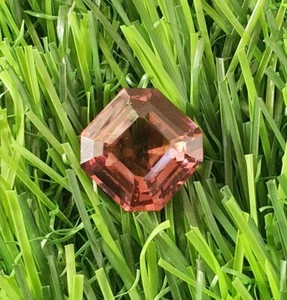10.32 Ct Flawless Rhodolite Garnet Lab Grown Octagon Cut AAA Quality Loose Gems - Picture 1 of 7