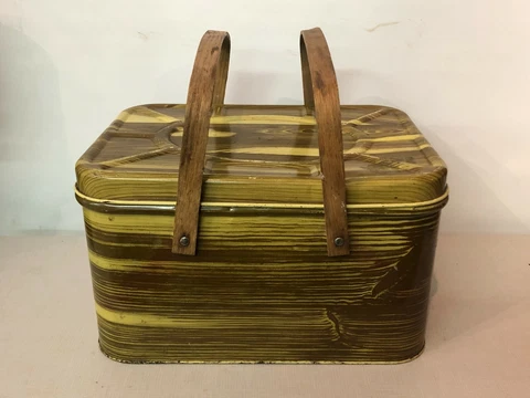 Vintage Brown Faux Wood Grain Metal Picnic Basket Box W/ Wood Handles Storage (A Cover