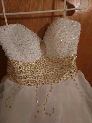 wedding dress size 2 used - Image 1 of 3