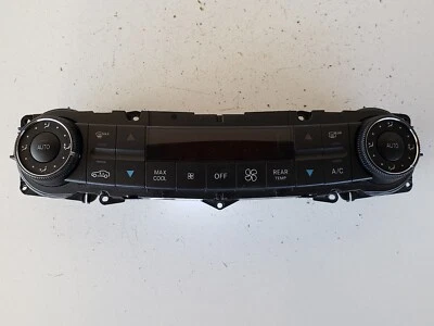 09 10 11 Mercedes Benz CLS550 Panel de control de clima Unidad de temperatura Calentador de aire acondicionado Foto 1 de 4