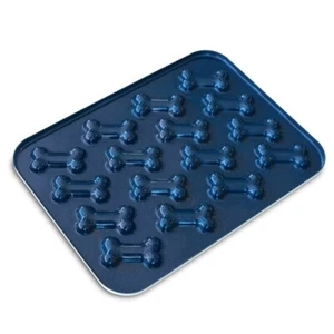 NEW NORDIC WARE PUPPY LOVE DOG BISCUIT BAKING TRAY Treat Bikkie - Picture 1 of 1