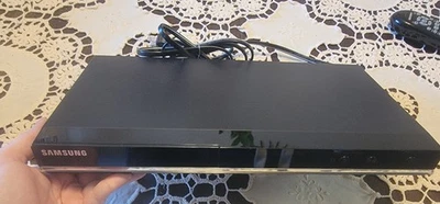 Samsung DVD-C500 DVD Player w/Remote Tested - Image 1 of 4