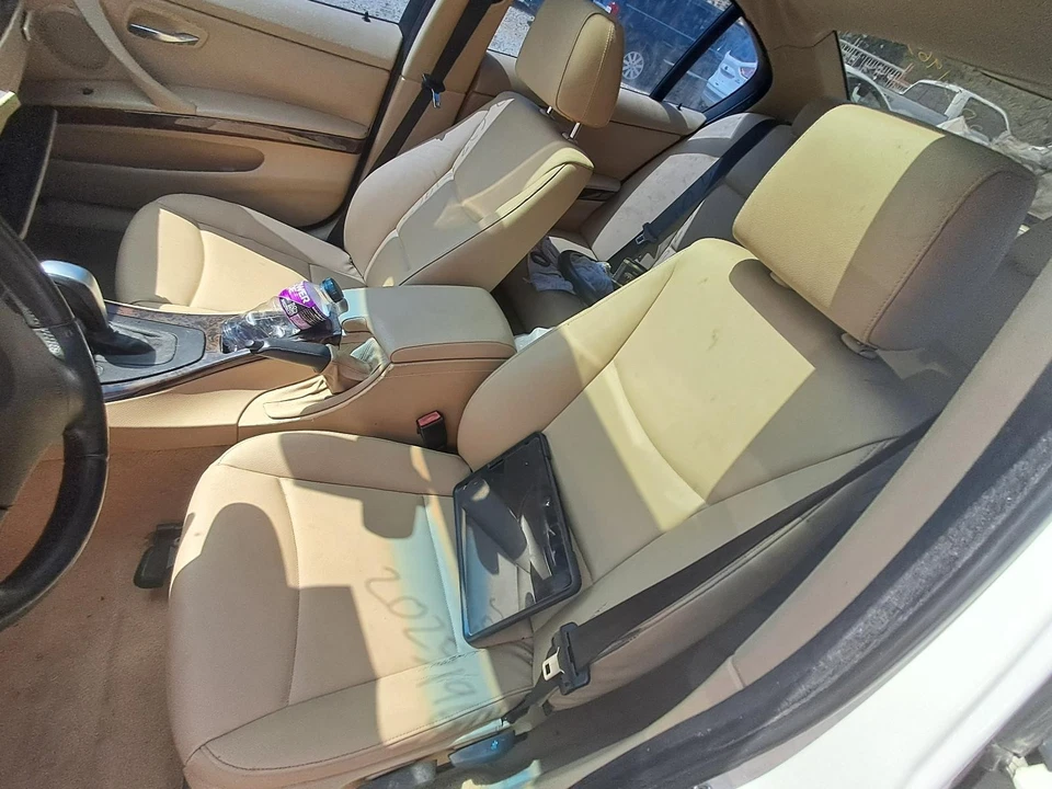 Driver Front Seat Station Wgn Vinyl Manual Fits 07-12 BMW 328i 2585500 - Изображение 1 из 4