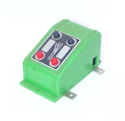 Fleischmann HO DC 1:87 ПЕРЕКЛЮЧАТЕЛЬ ПРИВОД УТЕШЕНИЕ блок панели пола NM`80!  - Изображение 1 из 3