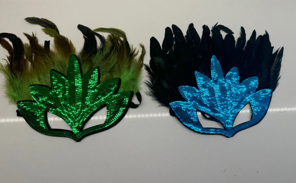 Halloween Feather Mask Costume Accessory Mardi Gras Dress Up Party bundle 2pack - Image 1 of 4