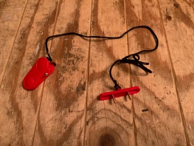 REEBOK JET 100Z SAFETY KEY - FREE DELIVERY - Image 1 of 3