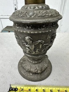 Antique Art Nouveau Bronze Oil Kerosene Lamp Base Urn Font Putti Cherubs - Picture 1 of 15