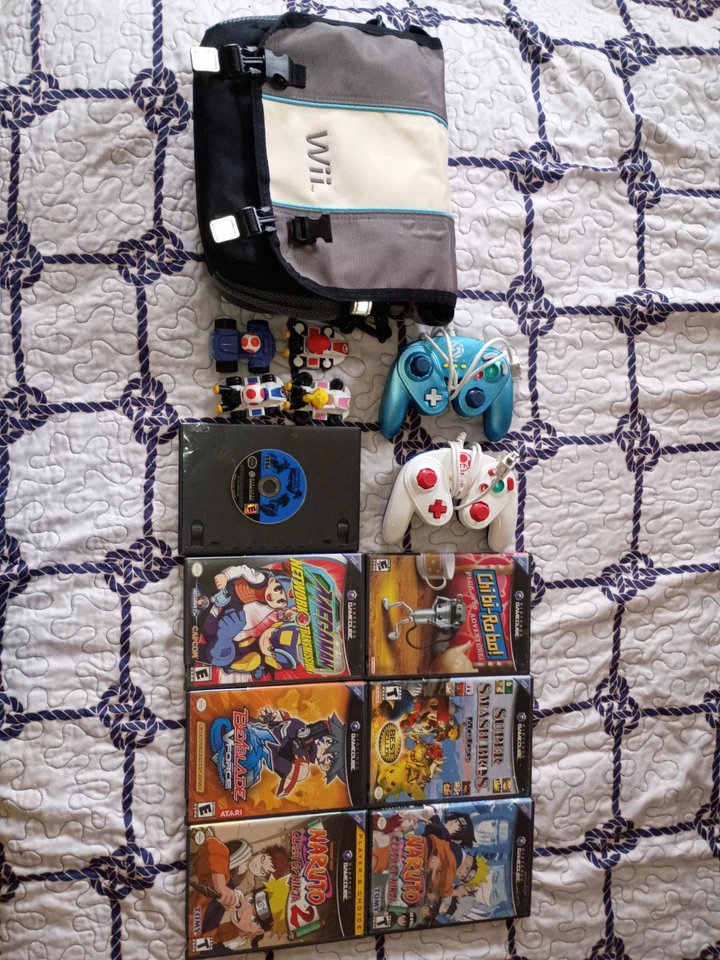 GameCube Lot Bundle, Chibi Robo, Beyblade, MegaMan, Naruto, Sonic, Melee - Image 1 of 4
