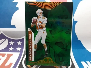 🏈2023 Panini Chronicles Illusions Draft Picks Emerald Peyton Manning #21 - Bild 1 von 3