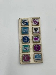 Lot of unsorted old antique vintage collectible pins medals badges - Picture 1 of 1