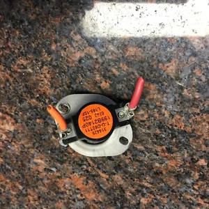 Termostato secador de perfiles GE WE4M300 199B2140P025 314426 L165-10F envío rápido - Imagen 1 de 3