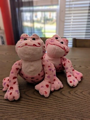 Webkinz Love Frog HM144 No Code Active Plush Stuffed Animal GANZ - Image 1 of 4