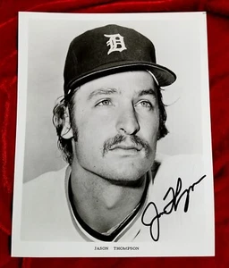JASON THOMPSON Signed 8x10 Portrait 1976-80 Detroit Tigers Team Photo vtg 70s - Picture 1 of 2